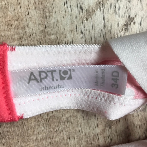 2/30. Apt 9 polka dot bra size 34D - Picture 3 of 4